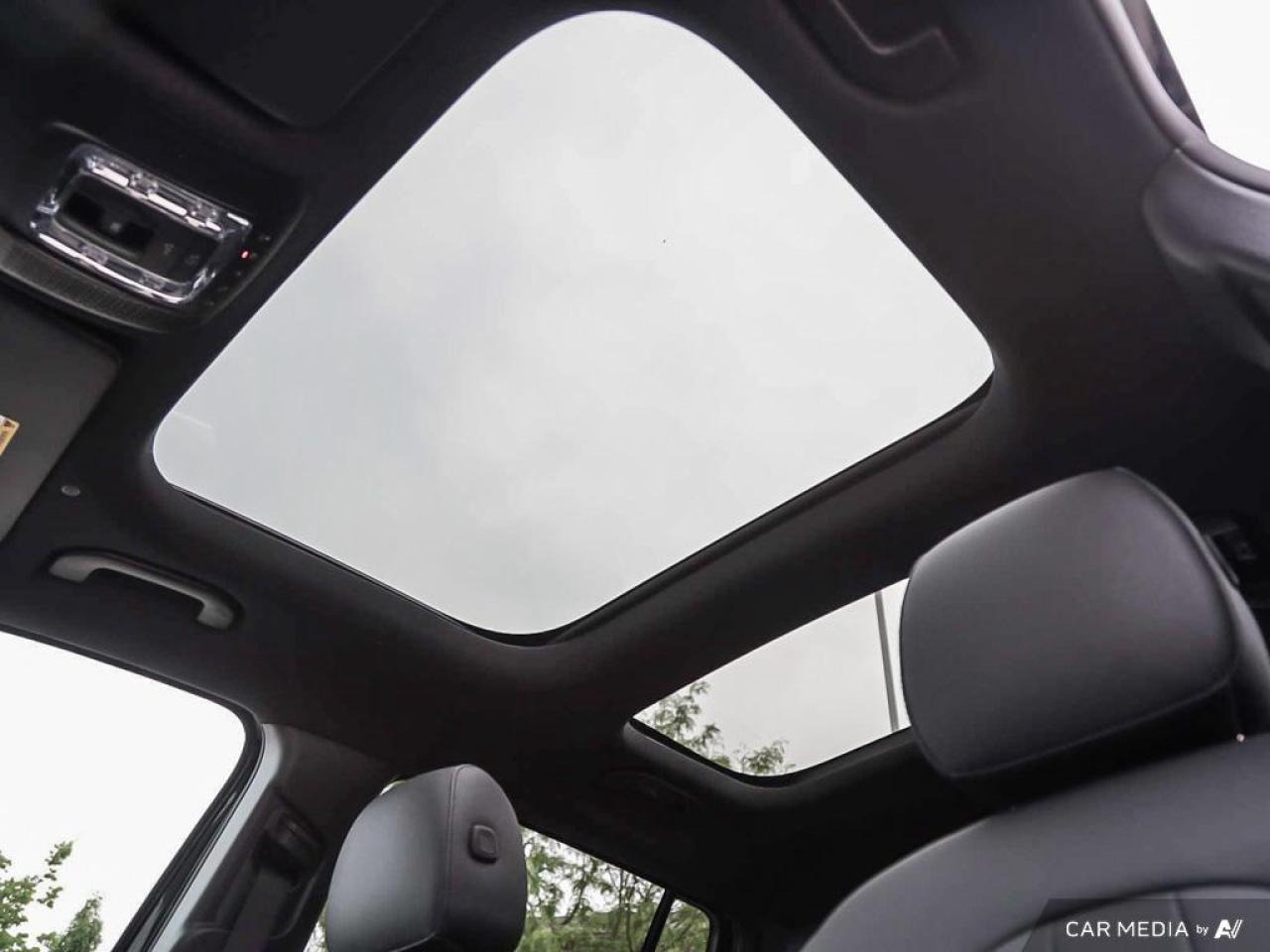 2025 Mercedes-Benz EQB 300 Base EQB 300 4dr All-Wheel Drive 4MATIC Photo