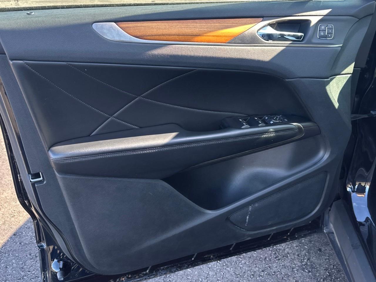 2019 Lincoln MKC Select 4dr All-wheel Drive Photo