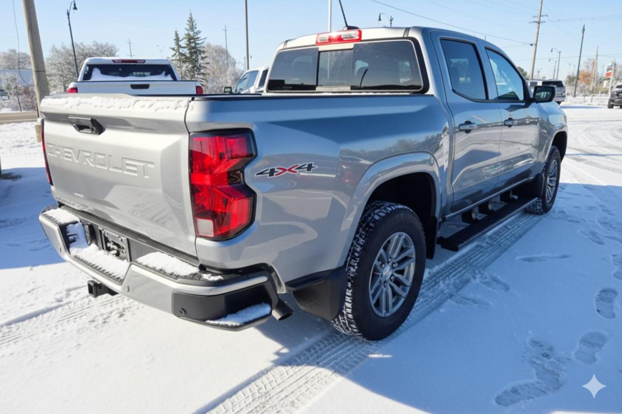 2026 Chevrolet Colorado Crew Cab Short Box 4-Wheel Drive LT Photo2