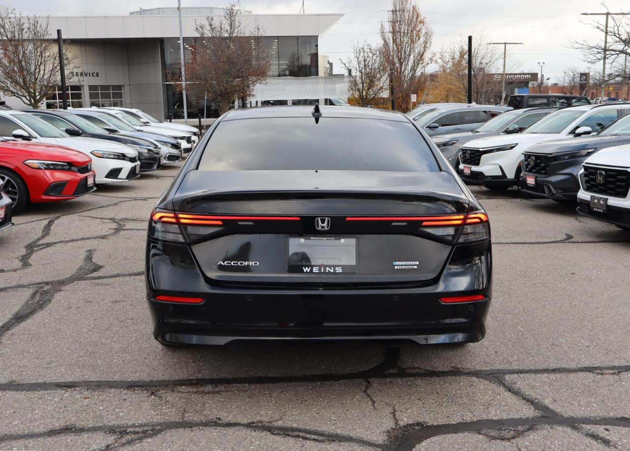 2025 Honda Accord Hybrid Touring 4dr Sedan Photo3