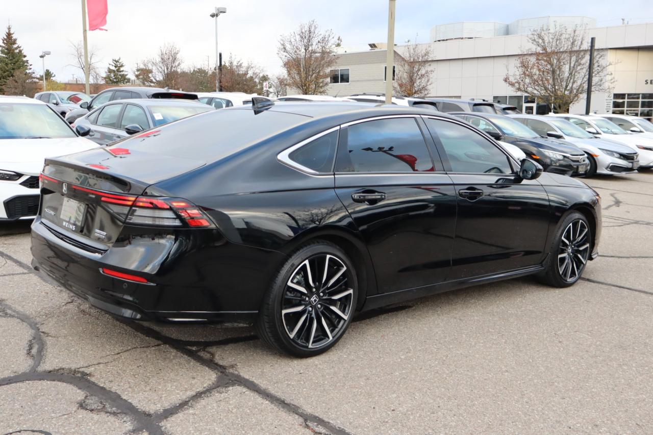 2025 Honda Accord Hybrid Touring 4dr Sedan Photo4