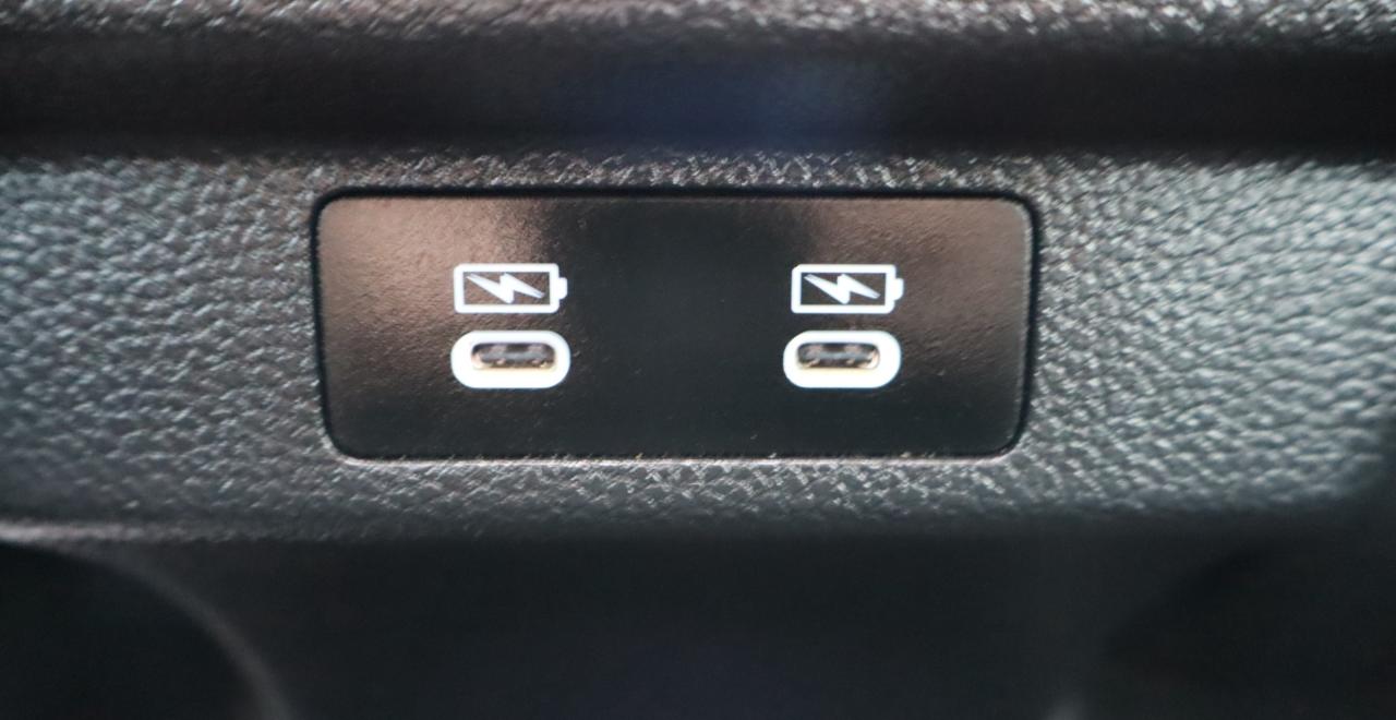 2025 Honda Accord Hybrid Touring 4dr Sedan Photo