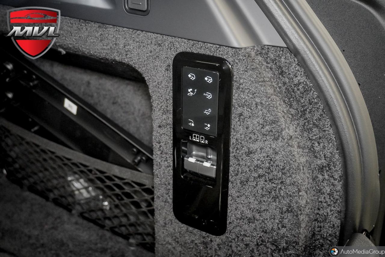 2024 Land Rover Range Rover P615 SV 4dr All-Wheel Drive Photo