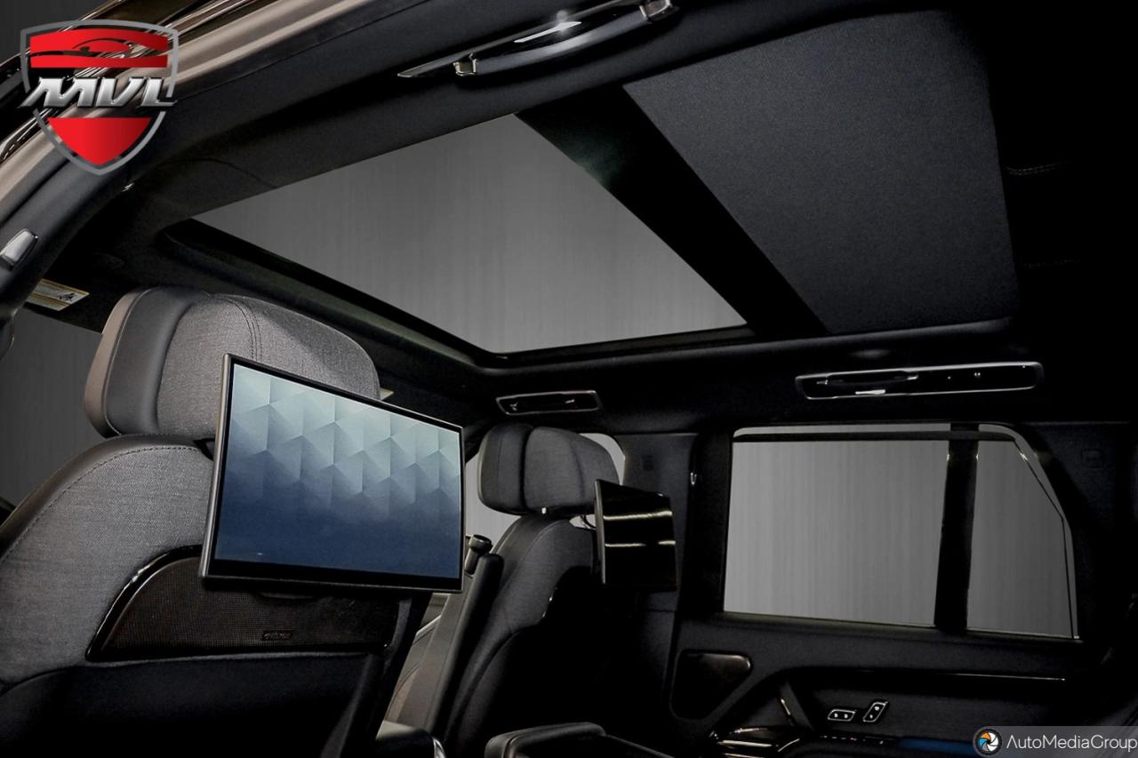 2024 Land Rover Range Rover P615 SV 4dr All-Wheel Drive Photo