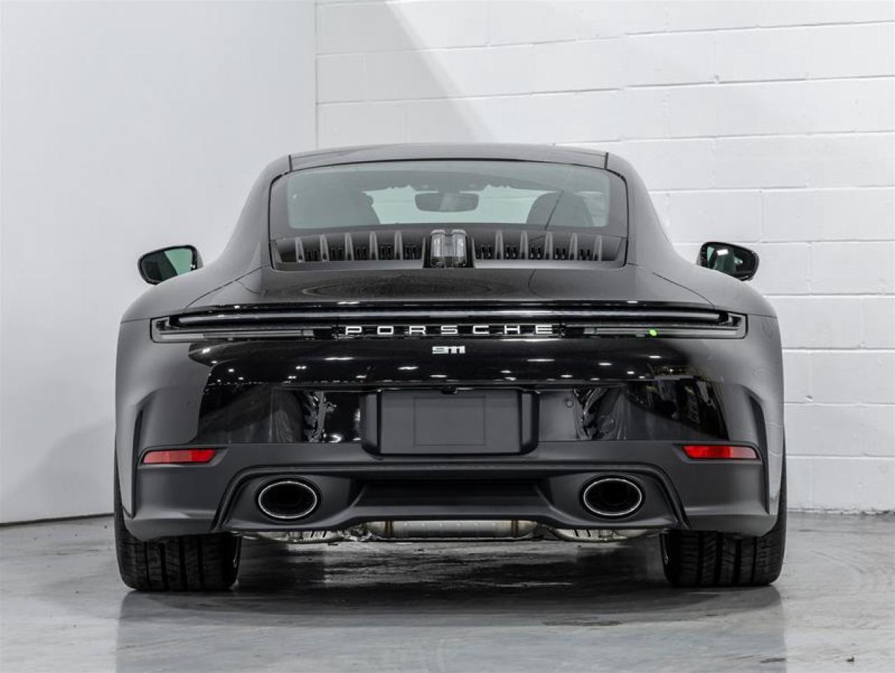2025 Porsche 911  Photo