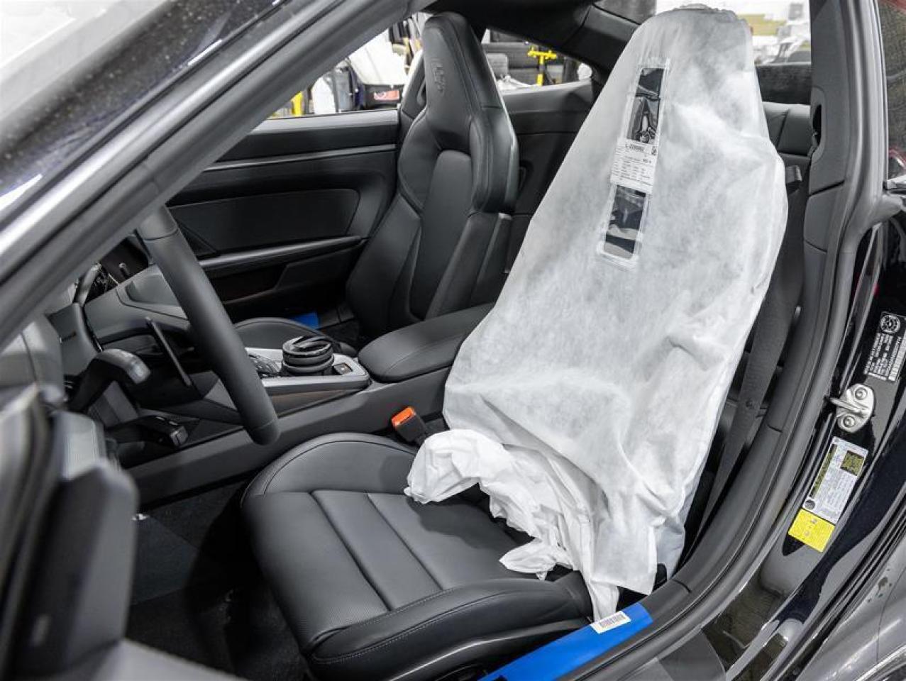 2025 Porsche 911  Photo