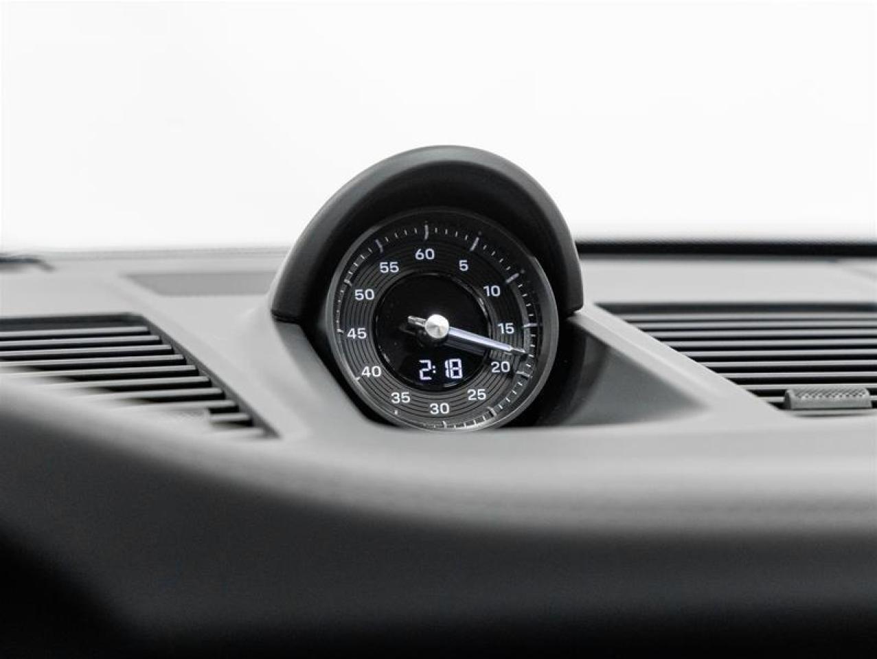 2025 Porsche 911  Photo