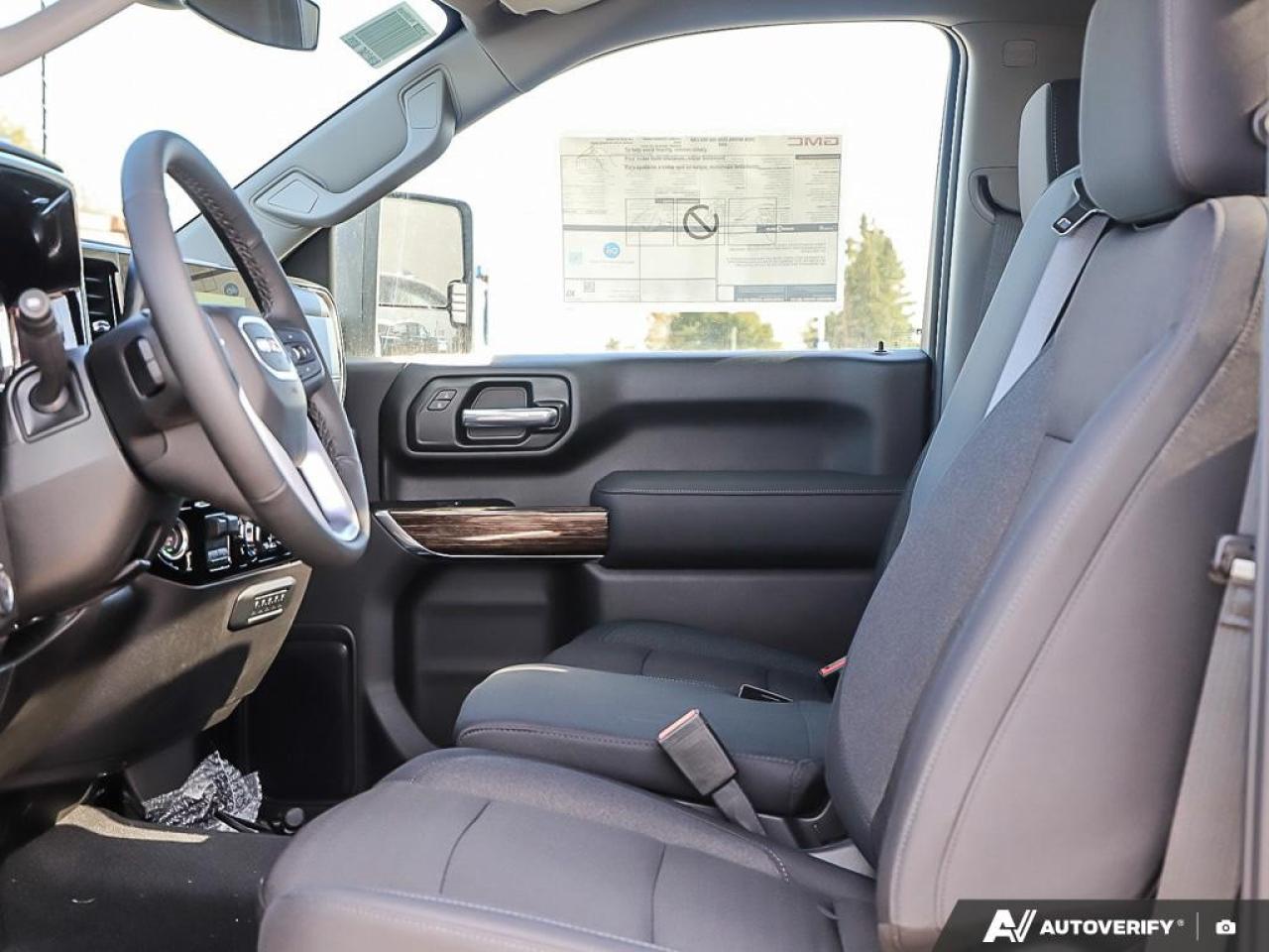 2026 GMC SIERRA 2500HD Regular Cab Long Box 4-Wheel Drive SLE Photo