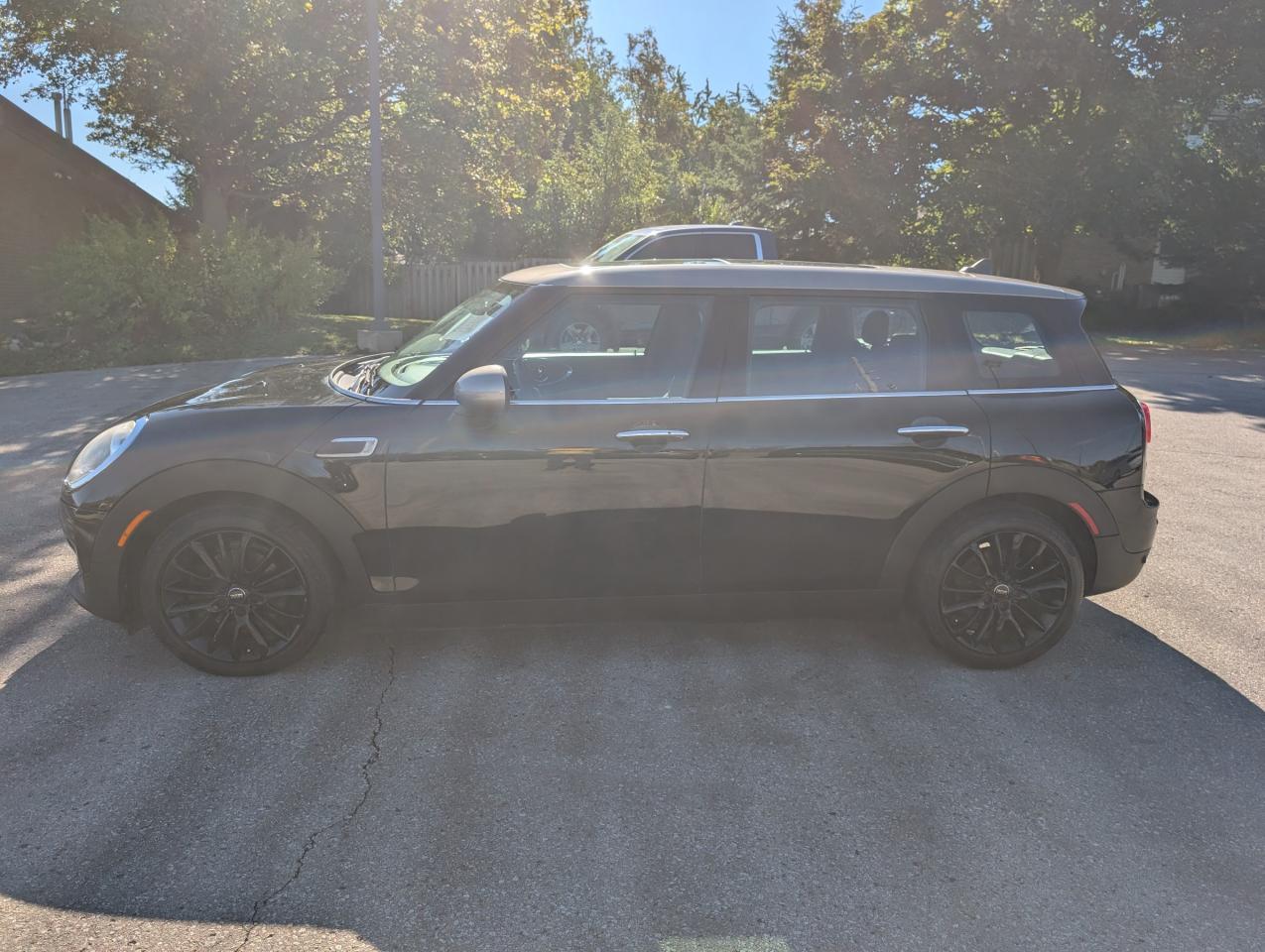 2016 MINI Clubman Cooper 4dr Front-Wheel Drive Photo