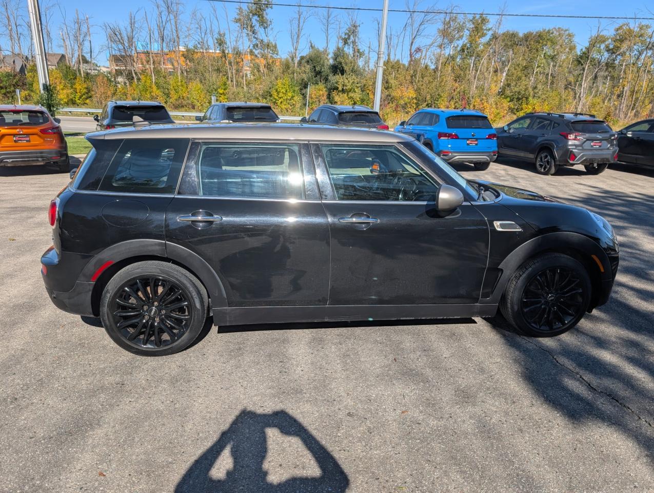2016 MINI Clubman Cooper 4dr Front-Wheel Drive Photo