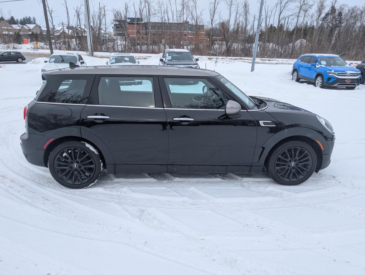 2016 MINI Clubman Cooper 4dr Front-Wheel Drive Photo