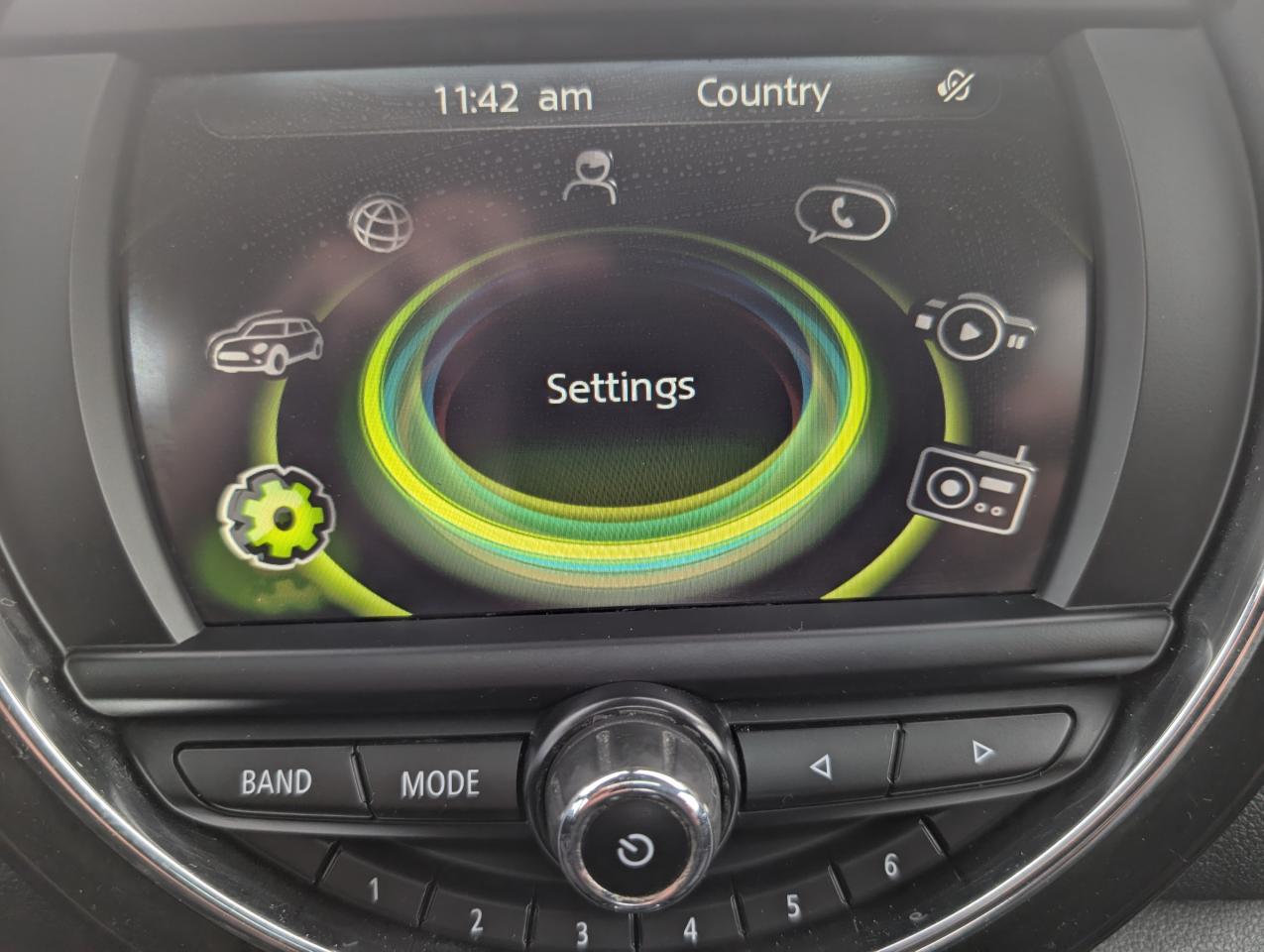 2016 MINI Clubman Cooper 4dr Front-Wheel Drive Photo