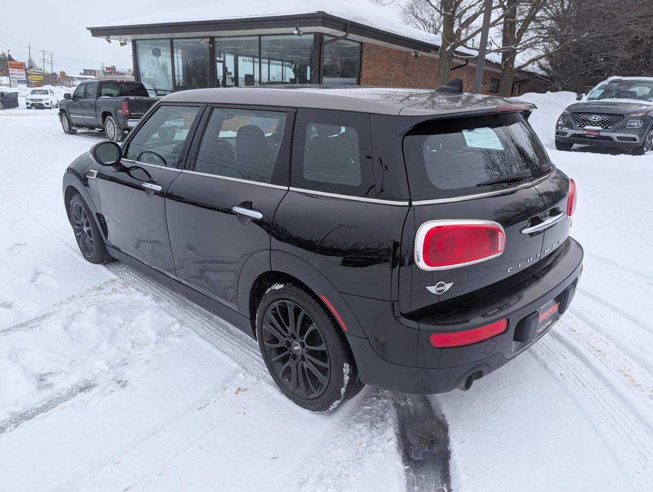 2016 MINI Clubman Cooper 4dr Front-Wheel Drive Photo