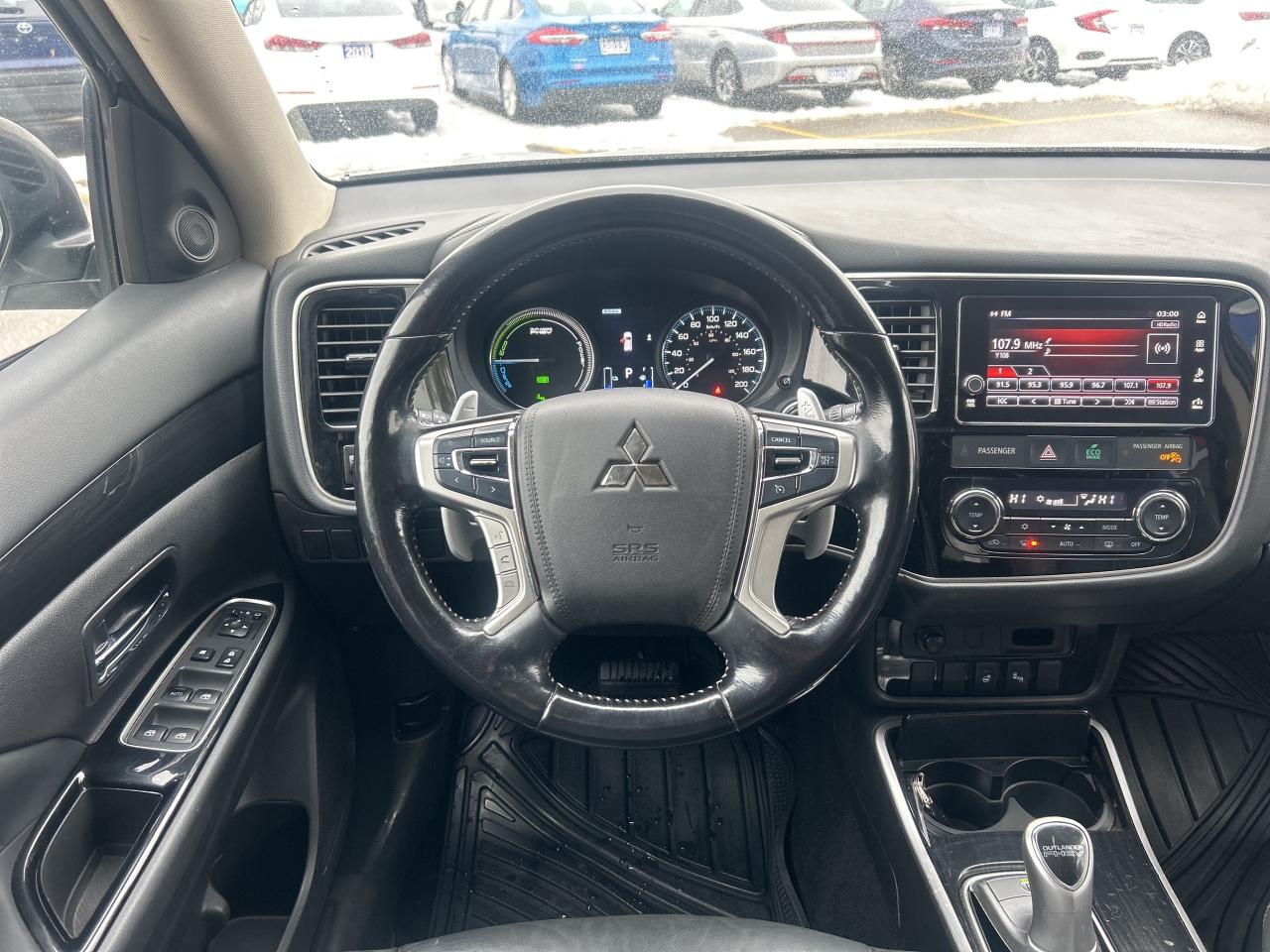 2018 Mitsubishi Outlander PHEV SE Hybrid PHEV Photo