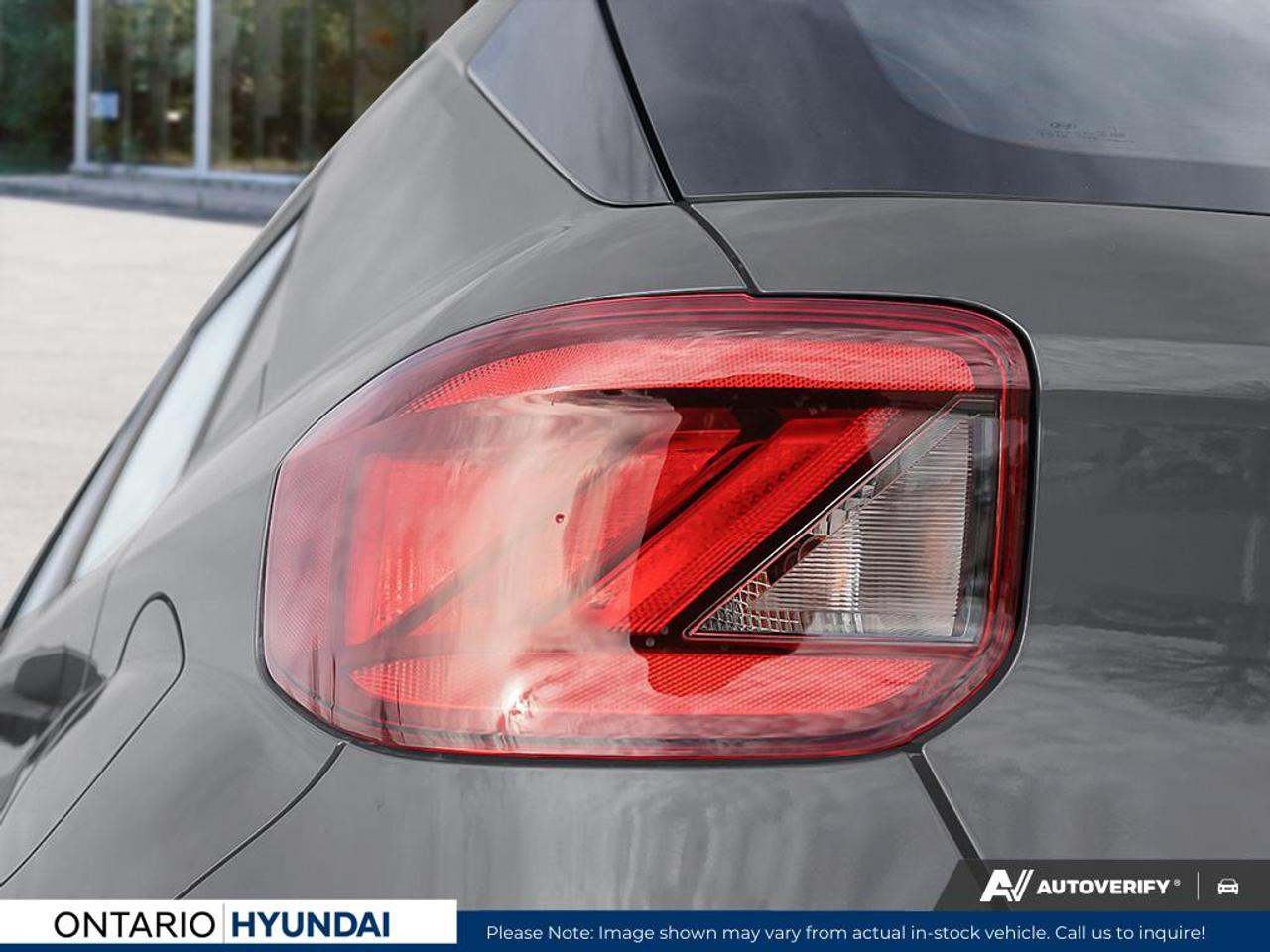 2025 Hyundai Venue Ultimate w/Black Interior 4dr Front-Wheel Drive Photo
