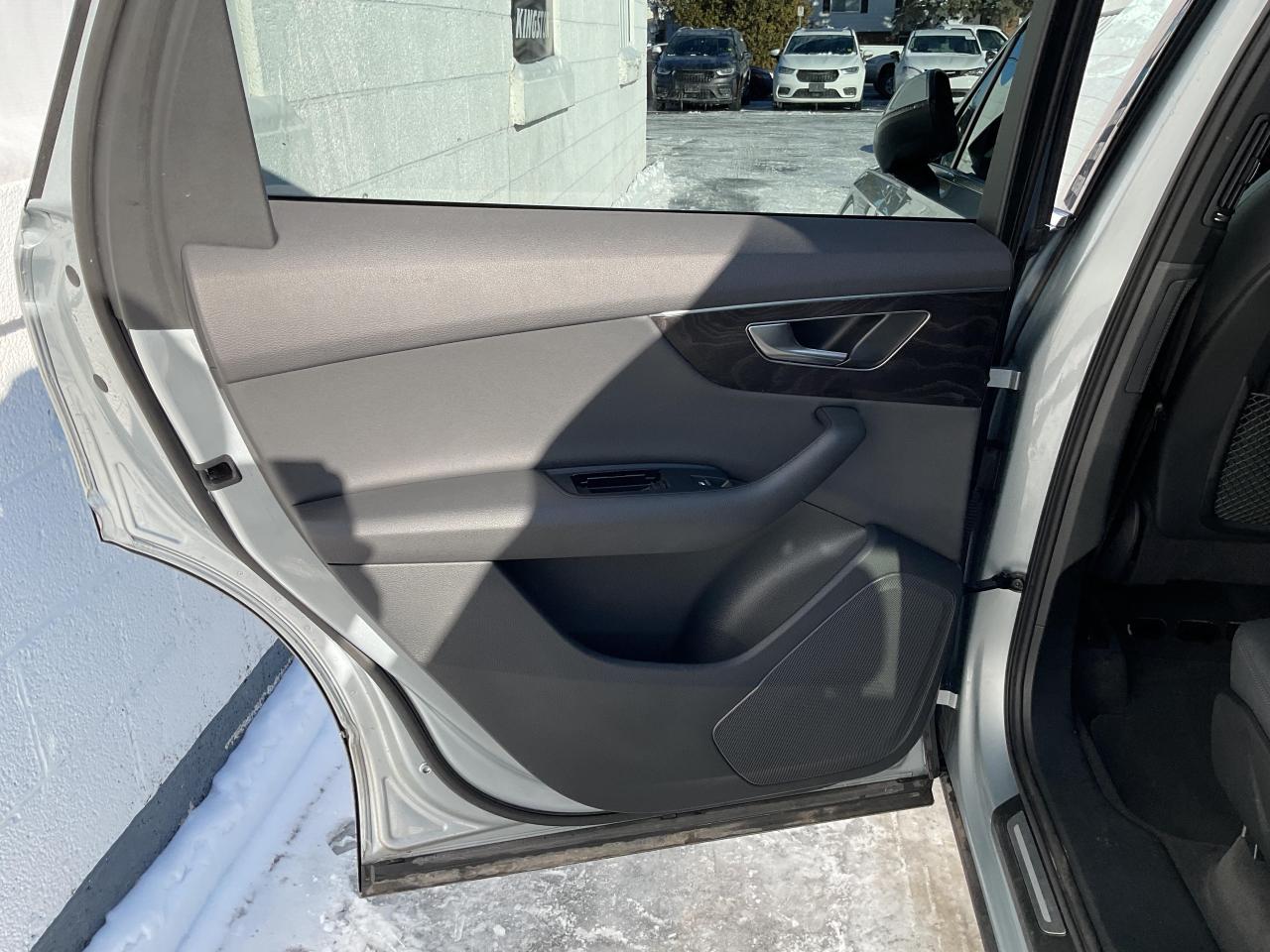 2023 Audi Q7 45 Komfort 4dr All-Wheel Drive quattro Sport Utility Photo