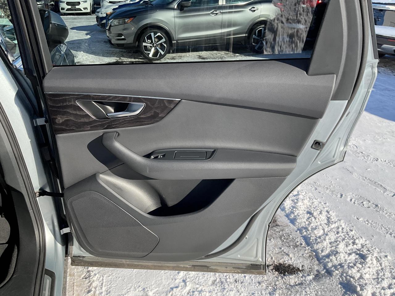 2023 Audi Q7 45 Komfort 4dr All-Wheel Drive quattro Sport Utility Photo