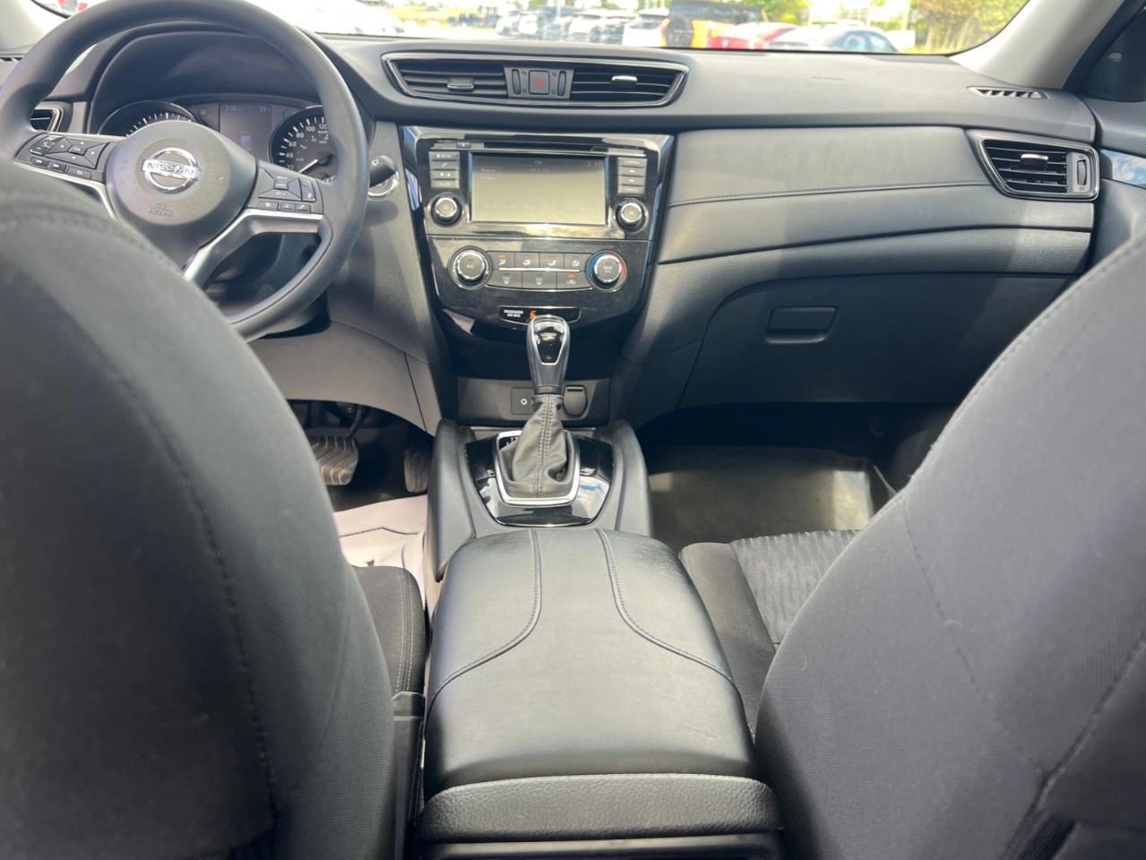 2020 Nissan Rogue SV (CVT) 4dr All-Wheel Drive Photo