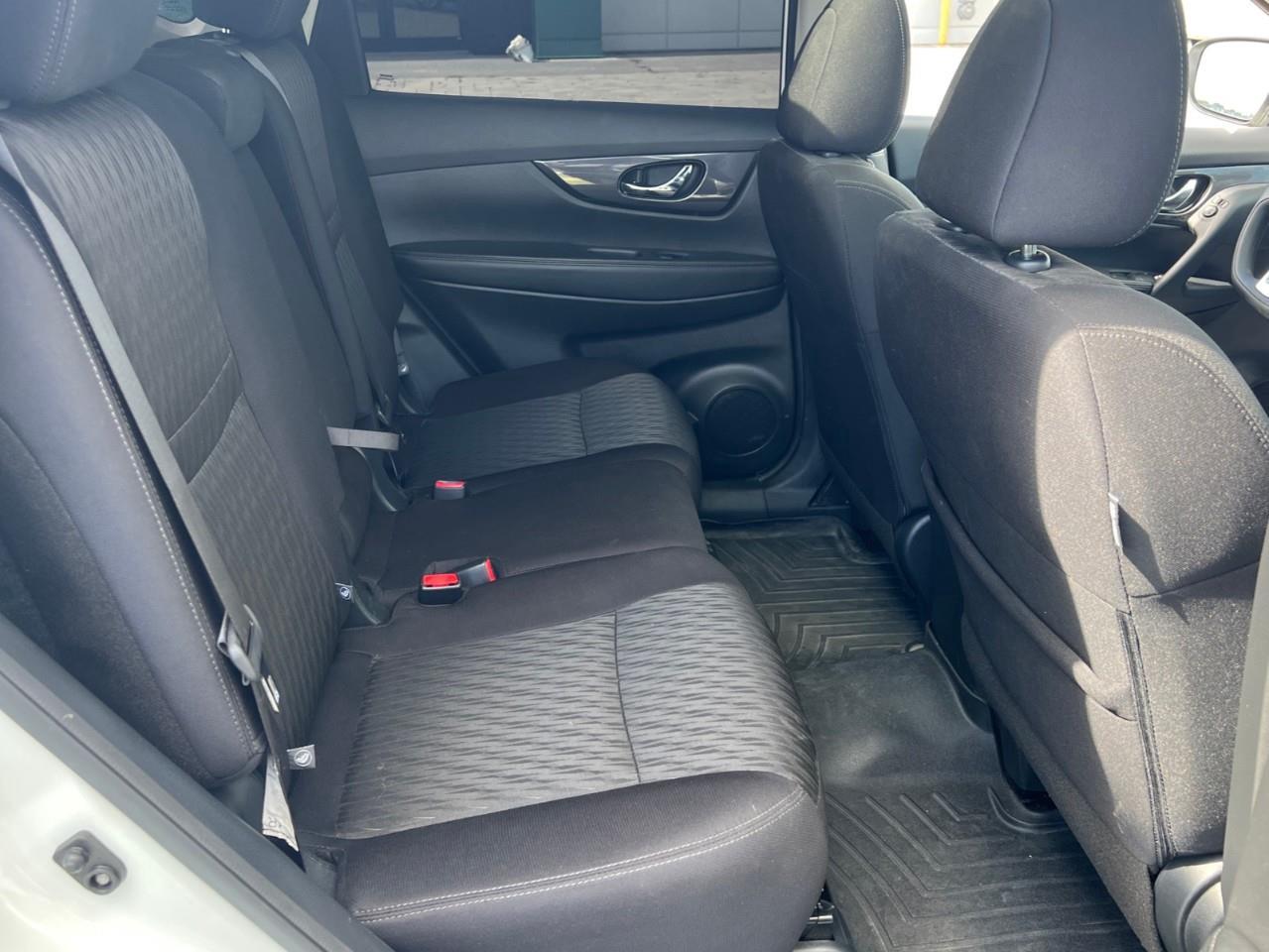 2020 Nissan Rogue SV (CVT) 4dr All-Wheel Drive Photo