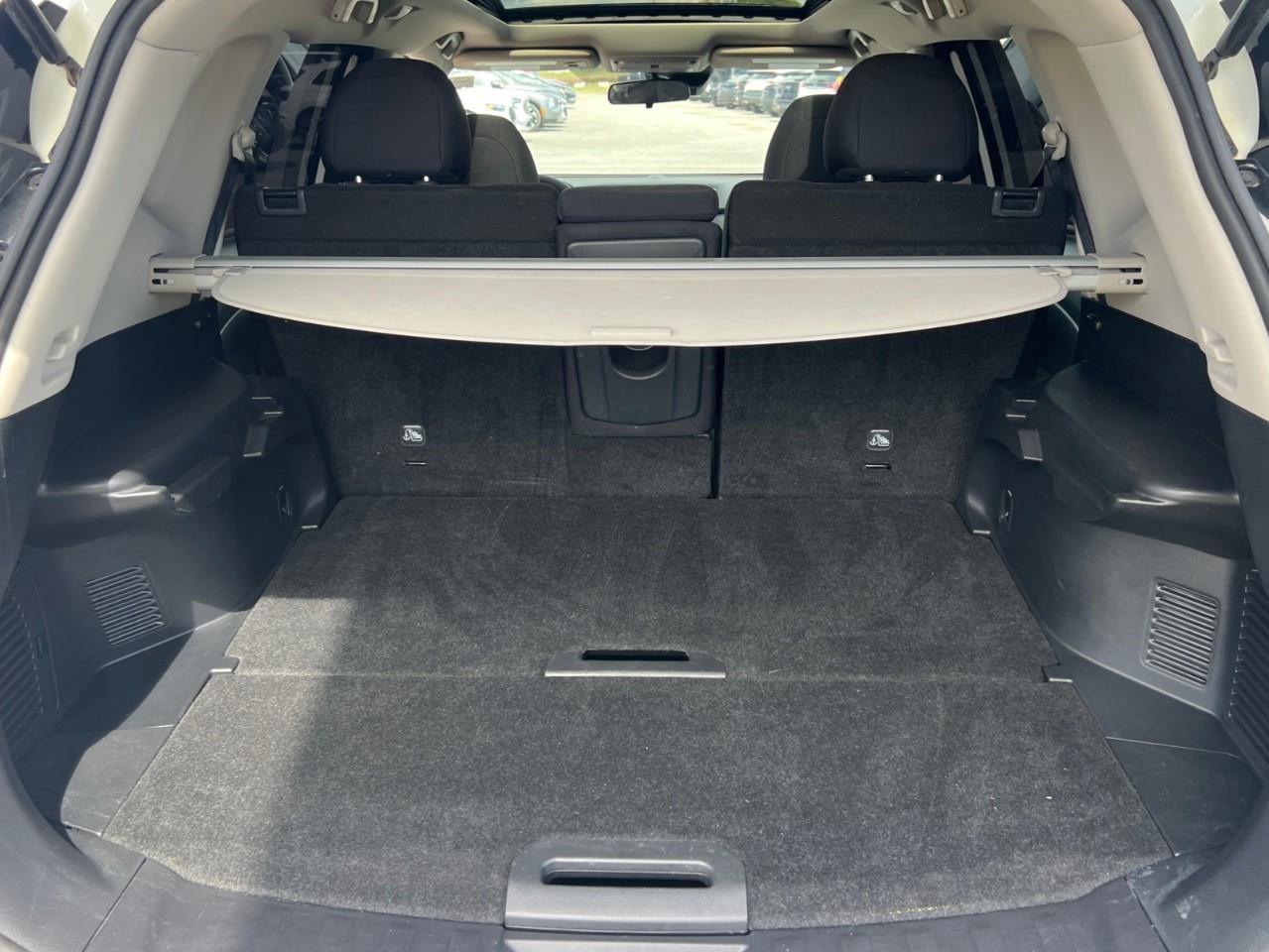 2020 Nissan Rogue SV (CVT) 4dr All-Wheel Drive Photo