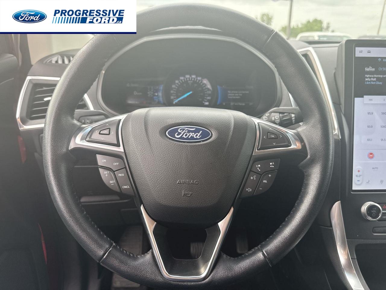 2023 Ford Edge TITANIUM 4DR ALL-WHEEL DRIVE Photo