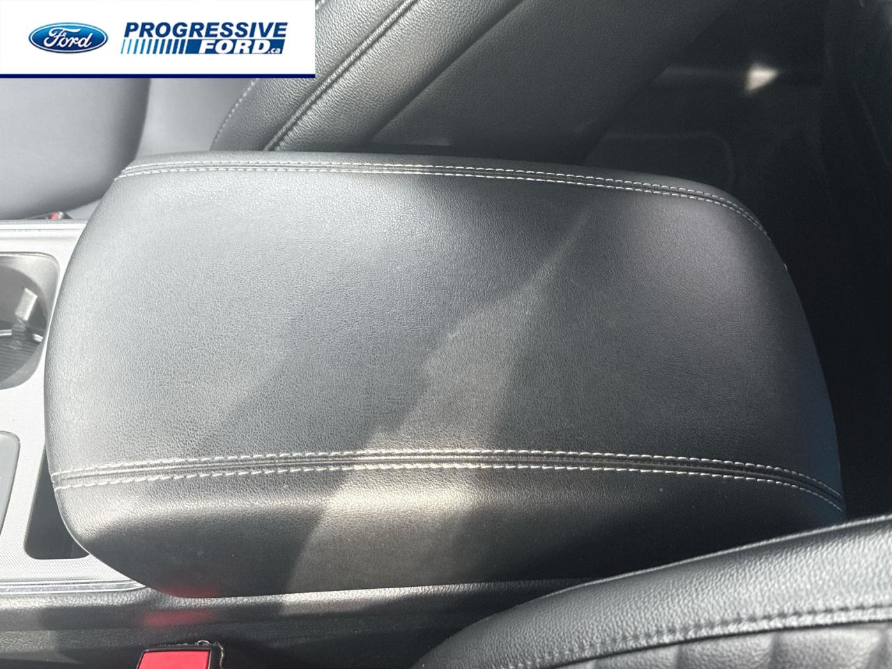 2023 Ford Edge TITANIUM 4DR ALL-WHEEL DRIVE Photo