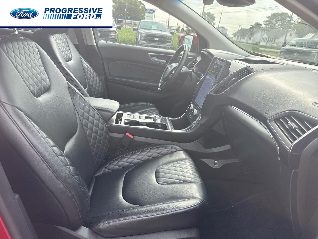 2023 Ford Edge TITANIUM 4DR ALL-WHEEL DRIVE Photo