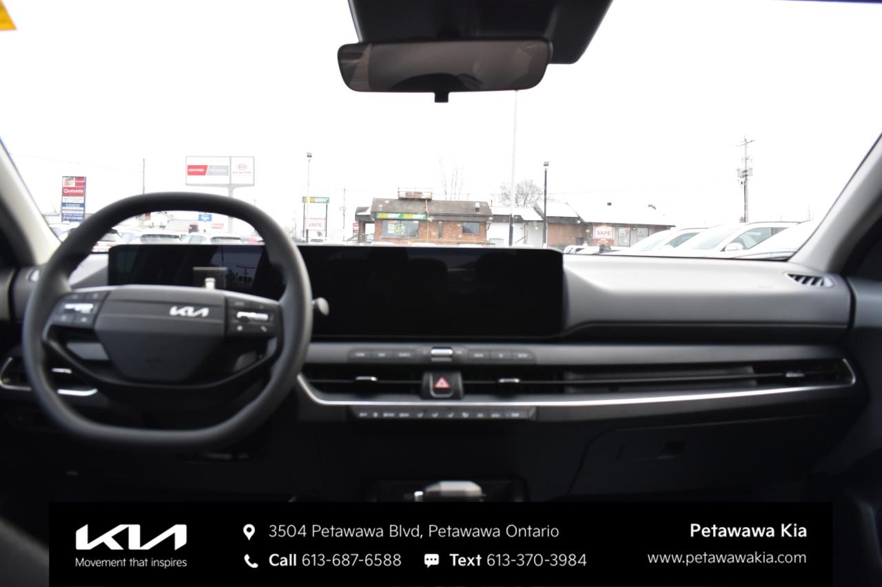 2025 Kia K4 LX 4dr Sedan Photo