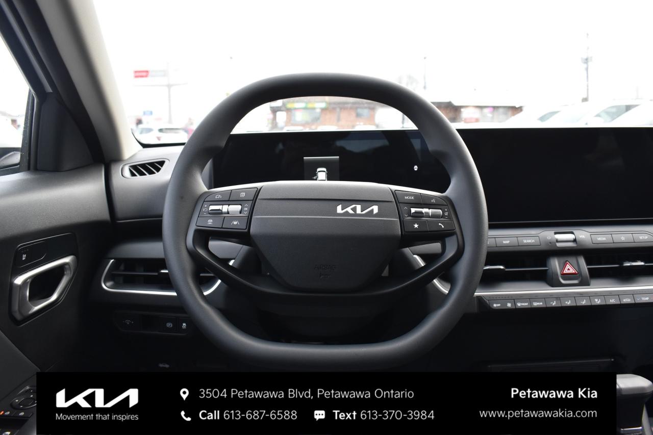 2025 Kia K4 LX 4dr Sedan Photo