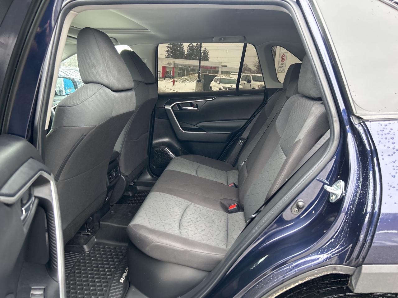 2024 Toyota RAV4 Hybrid XLE   Sunroof   Clean Carfax Photo