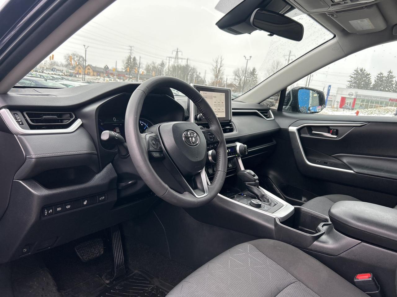 2024 Toyota RAV4 Hybrid XLE   Sunroof   Clean Carfax Photo