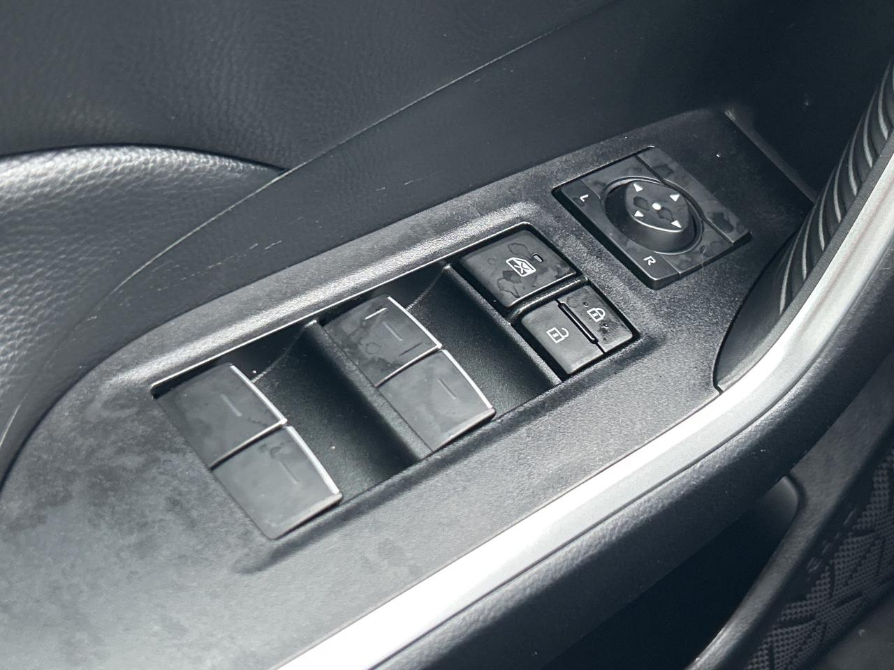 2024 Toyota RAV4 Hybrid XLE   Sunroof   Clean Carfax Photo