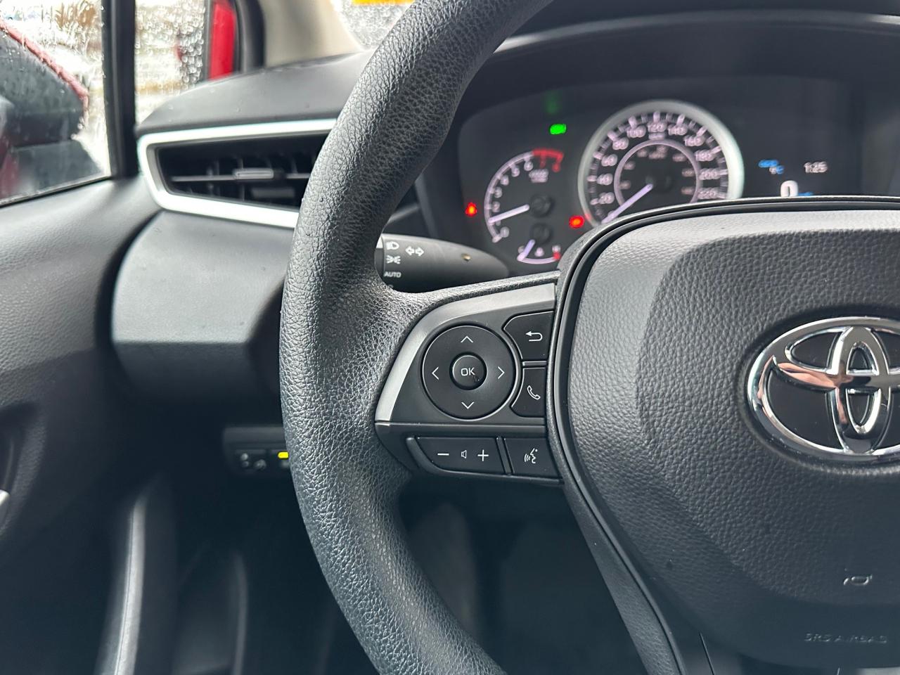 2020 Toyota Corolla LE (CVT) 4dr Sedan Photo