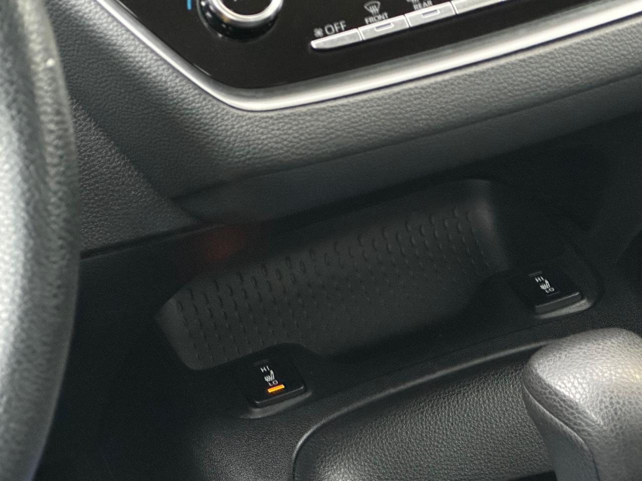 2020 Toyota Corolla LE (CVT) 4dr Sedan Photo