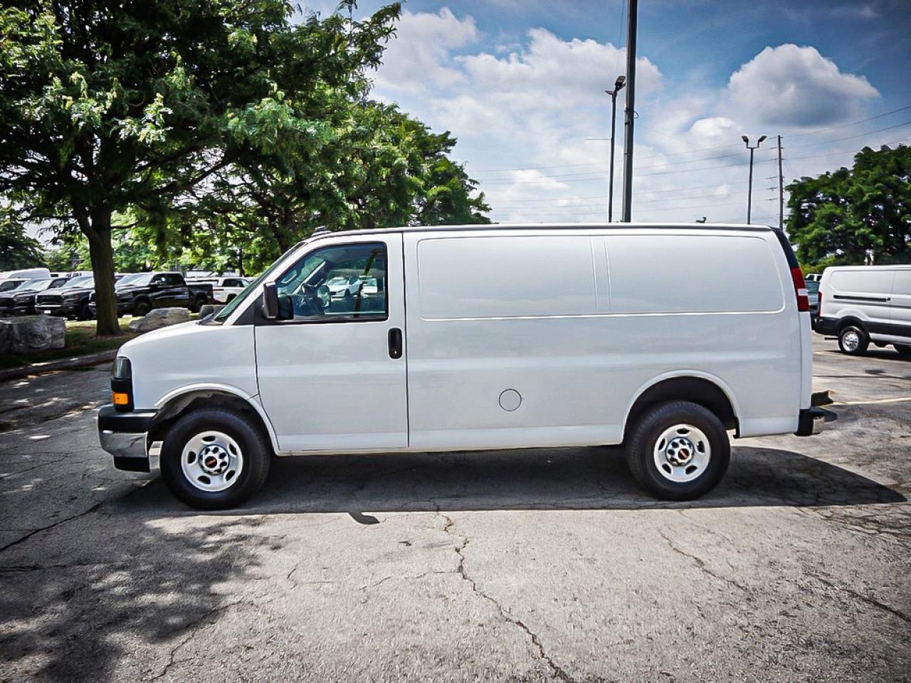 2023 GMC Savana Cargo Van  Photo