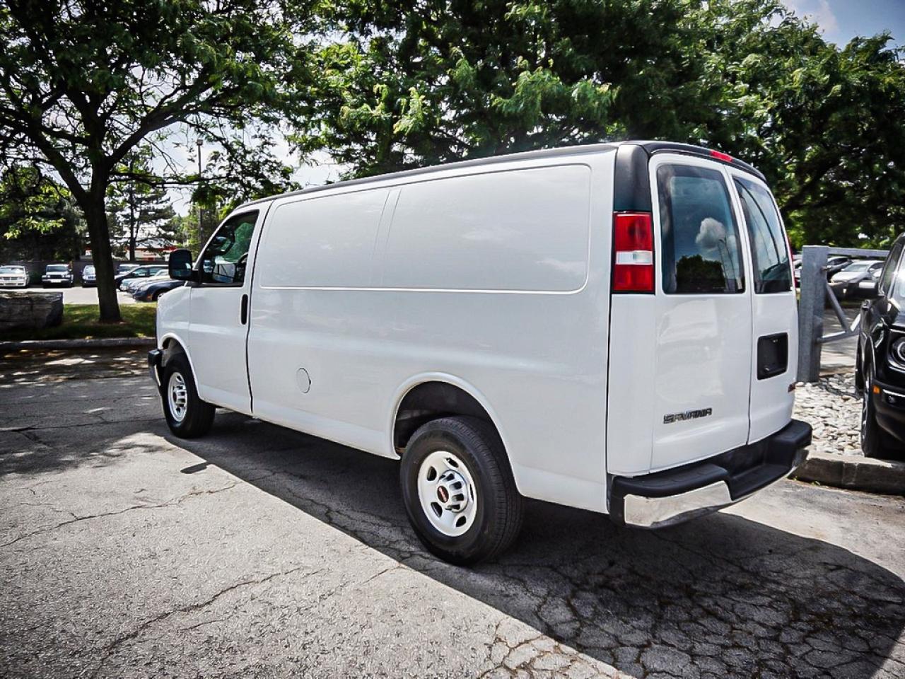 2023 GMC Savana Cargo Van  Photo
