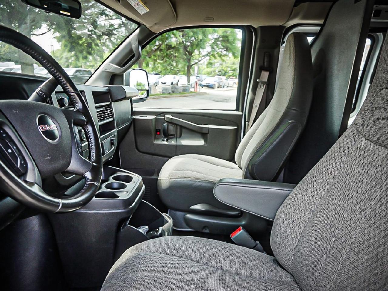 2023 GMC Savana Cargo Van  Photo