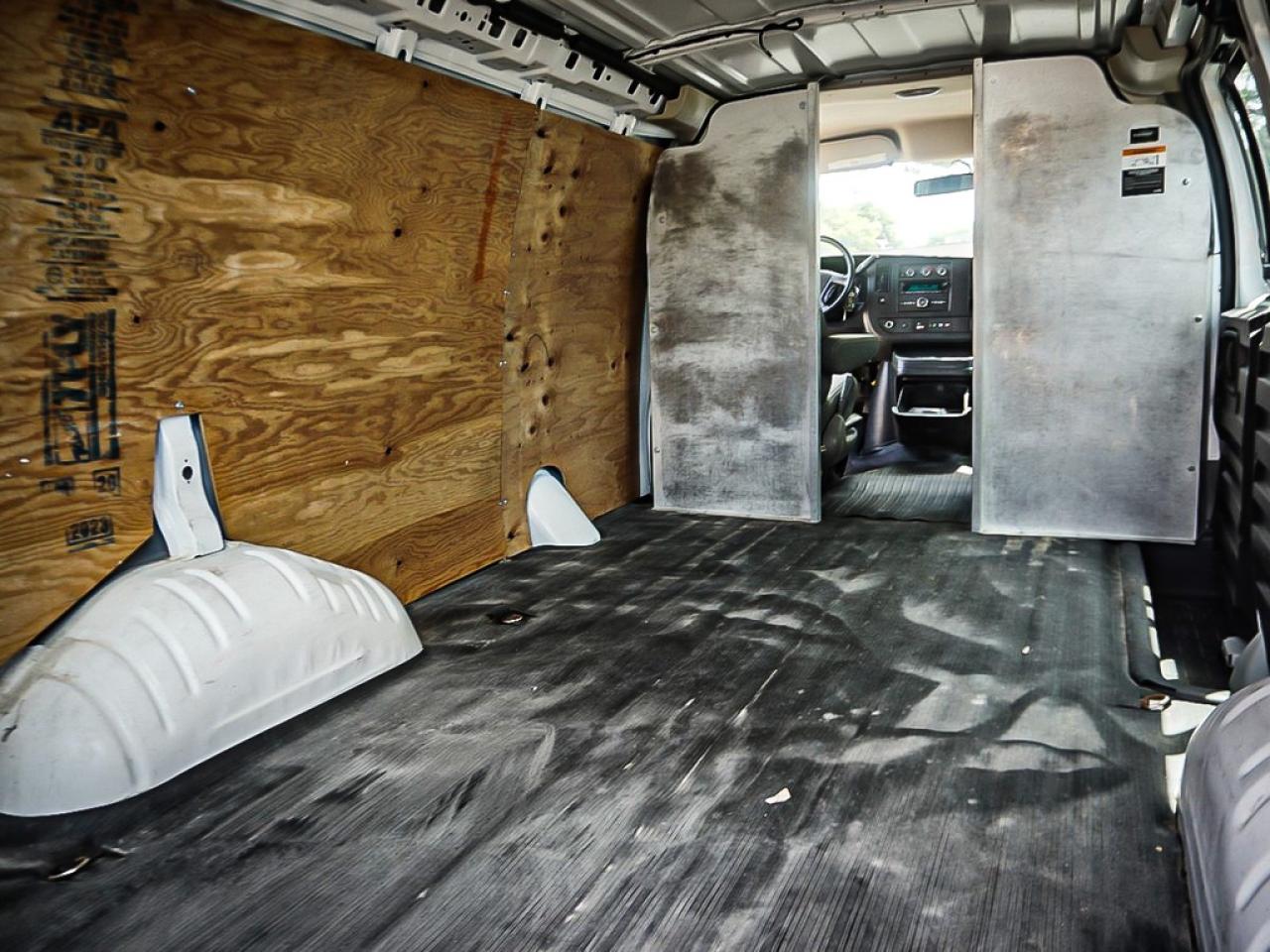 2023 GMC Savana Cargo Van  Photo