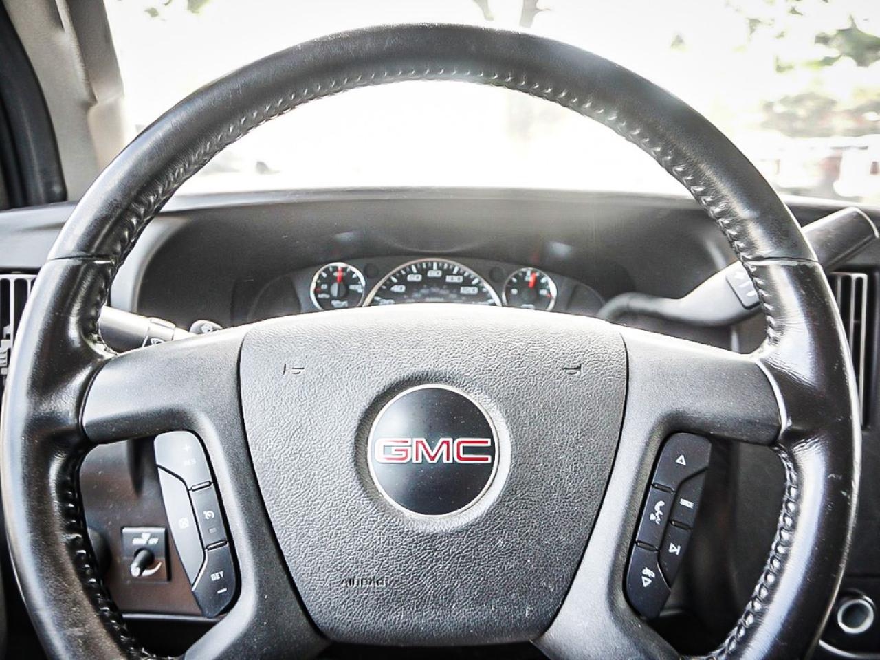 2023 GMC Savana Cargo Van  Photo