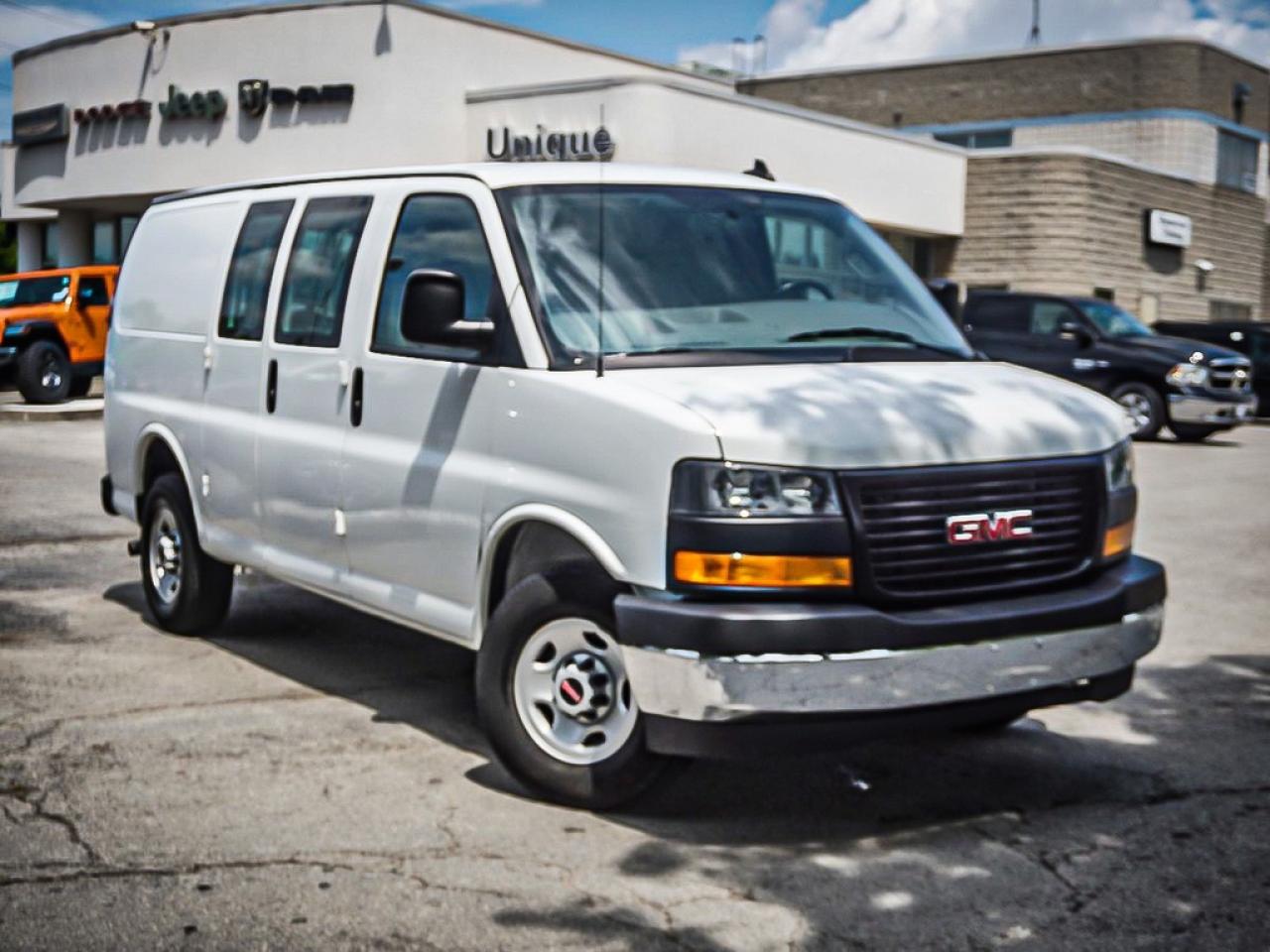2023 GMC Savana Cargo Van  Photo