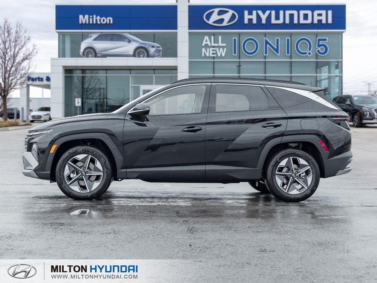 2026 Hyundai Tucson Preferred w/Trend Package 4dr All-Wheel Drive Photo2