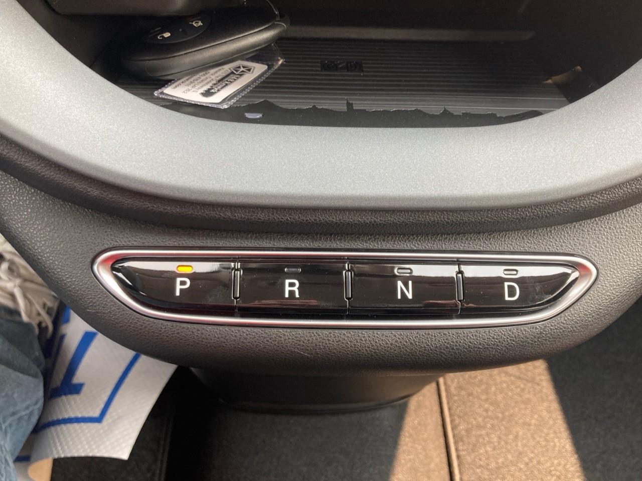 2025 Fiat 500E Base 2dr Hatchback Photo