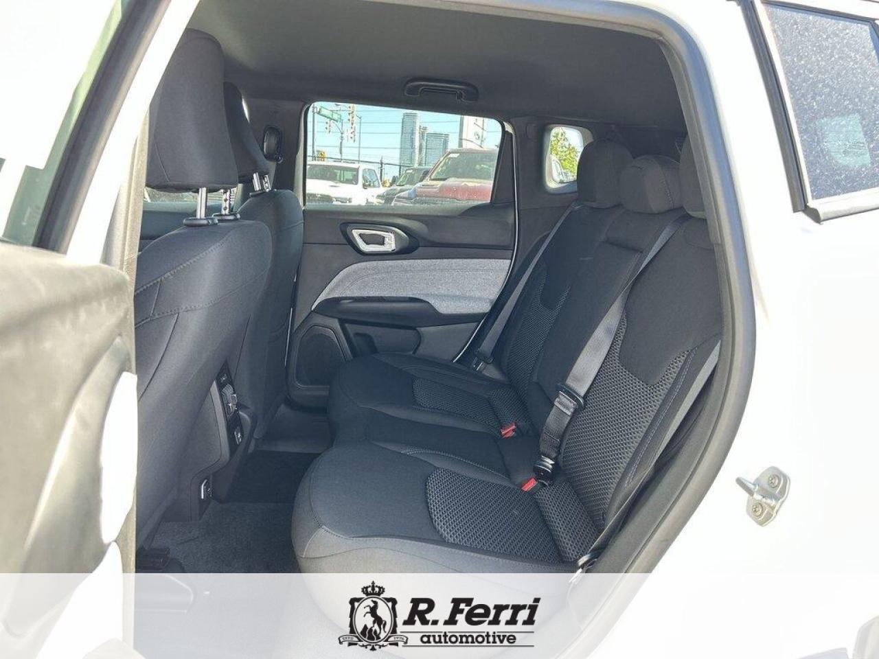 2025 Jeep Compass Sport 4dr 4x4 Photo