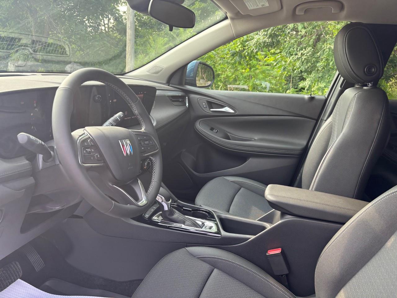 2026 Buick Encore GX Preferred FWD Photo3