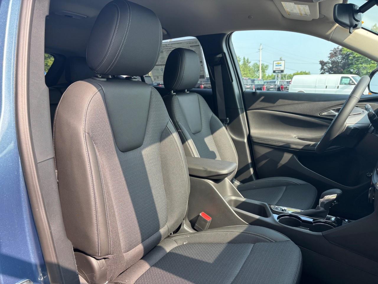 2026 Buick Encore GX Preferred FWD Photo