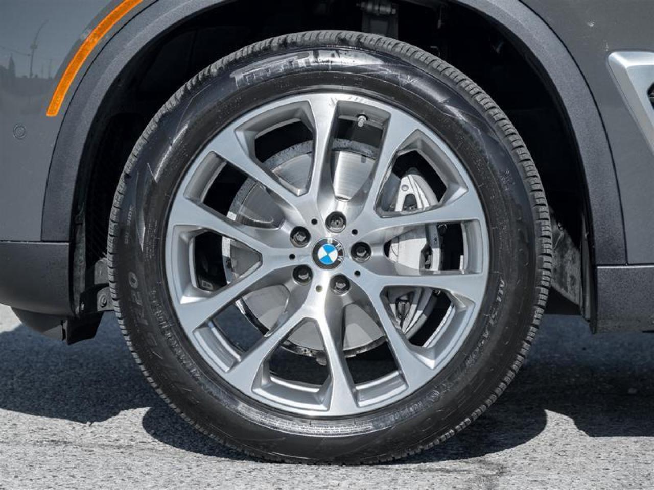 2024 BMW X5 xDrive40i 4dr All-Wheel Drive Sports Activity Vehicle Photo