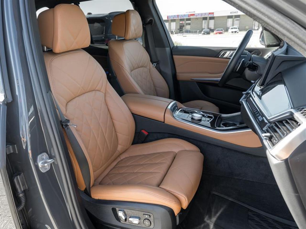 2024 BMW X5 xDrive40i 4dr All-Wheel Drive Sports Activity Vehicle Photo