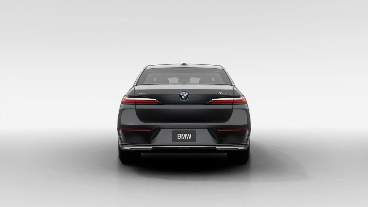 2026 BMW 750e xDrive 4dr All-Wheel Drive Sedan Photo4