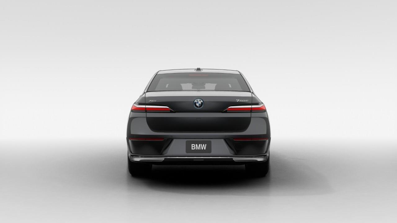 2026 BMW 750e xDrive 4dr All-Wheel Drive Sedan Photo4