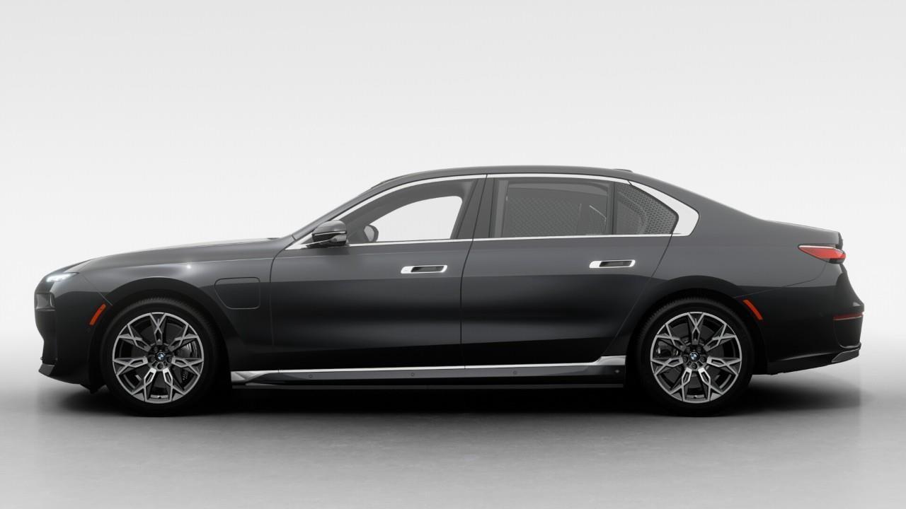 2026 BMW 750e xDrive 4dr All-Wheel Drive Sedan Photo3